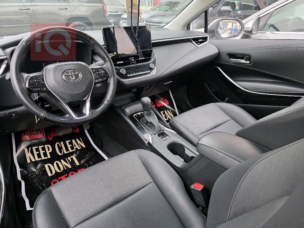 تۆیۆتا کۆرۆلا